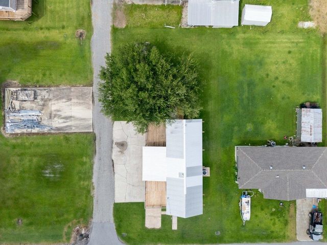 208 Lynn St, Chauvin, LA 70344
