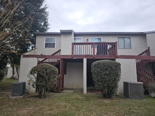 1323 Airport Dr Apt E9, Tallahassee, FL 32304