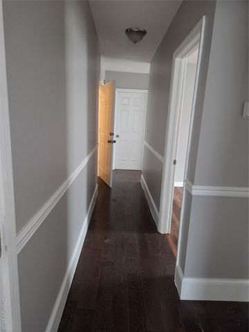 28 James L L Burrell Avenue, Hempstead, NY 11550