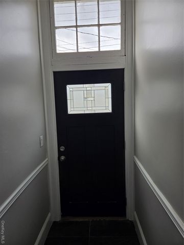 28 James L L Burrell Avenue, Hempstead, NY 11550