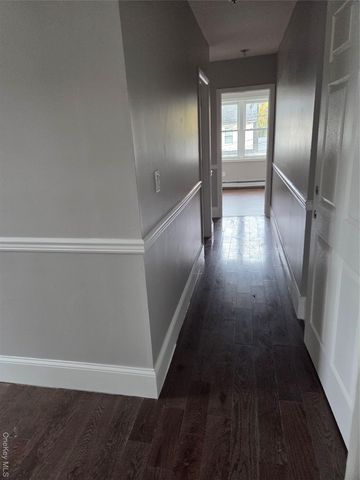 28 James L L Burrell Avenue, Hempstead, NY 11550