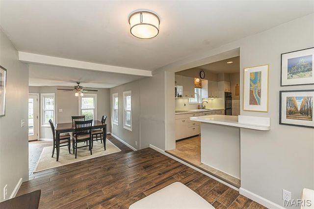 710 Elmtree Lane, St Louis, MO 63122