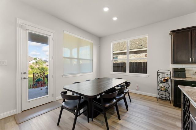 922 Shumard Street, Webster, TX 77598