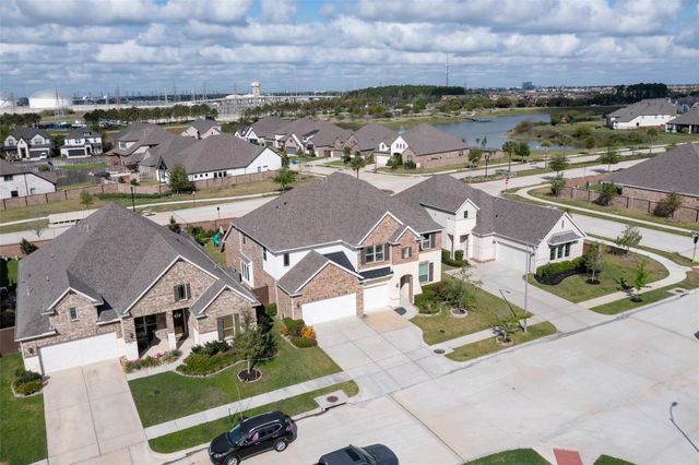 922 Shumard Street, Webster, TX 77598