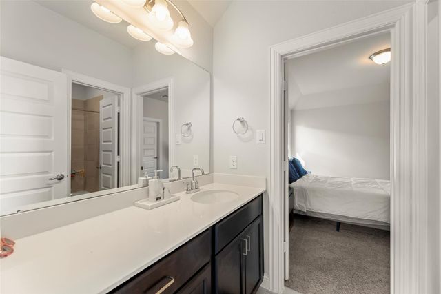 922 Shumard Street, Webster, TX 77598