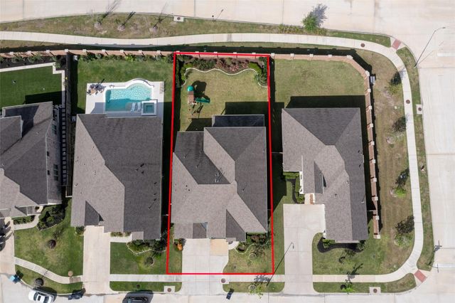 922 Shumard Street, Webster, TX 77598