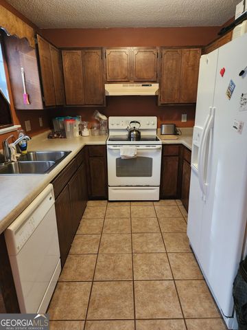 1303 Saddle Horn Drive, Macon, GA 31220