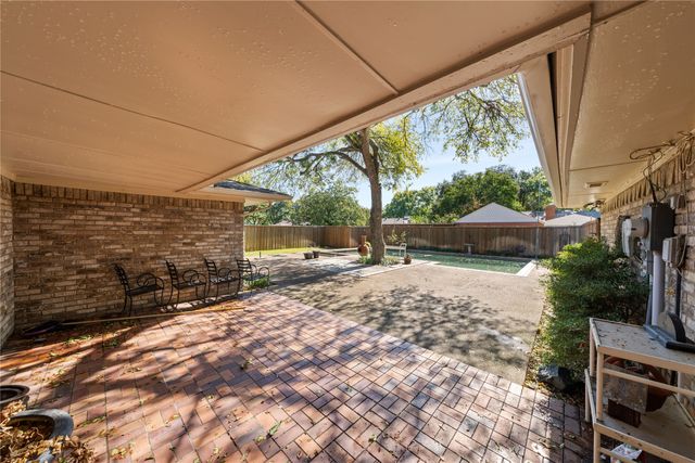 1612 Northcrest Drive, Plano, TX 75075