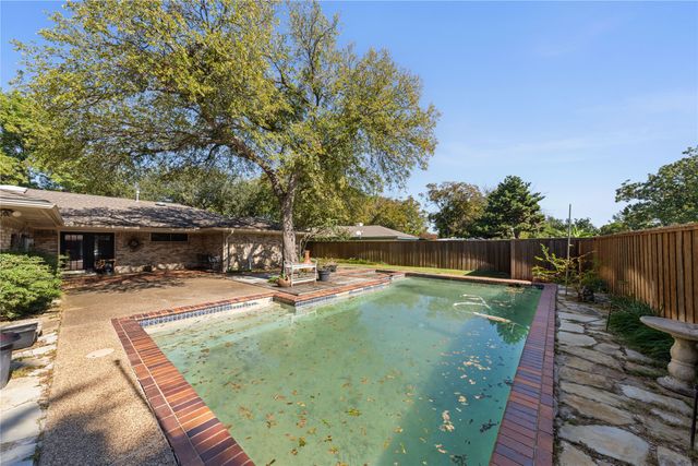 1612 Northcrest Drive, Plano, TX 75075