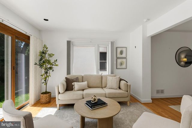 4702 ESSEX AVE, Chevy Chase, MD 20815