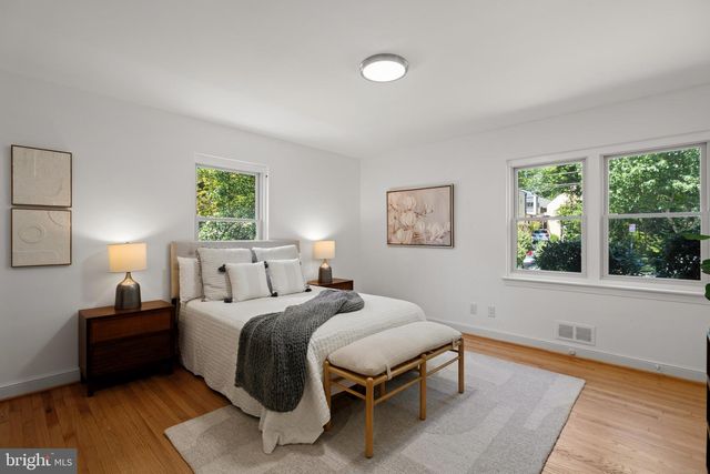 4702 ESSEX AVE, Chevy Chase, MD 20815