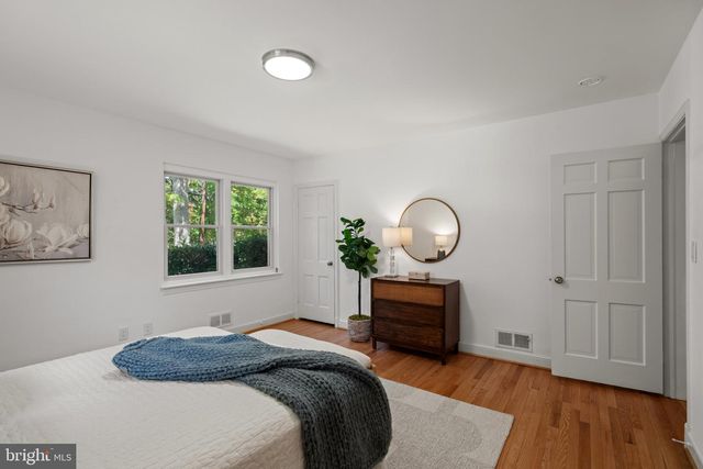 4702 ESSEX AVE, Chevy Chase, MD 20815