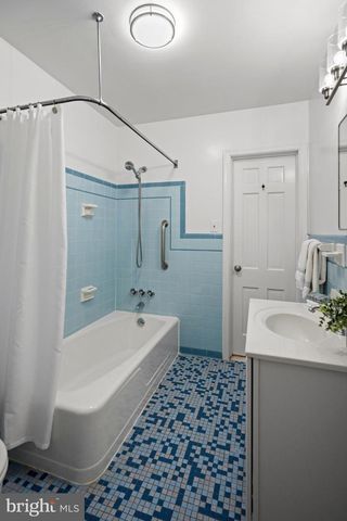 4702 ESSEX AVE, Chevy Chase, MD 20815
