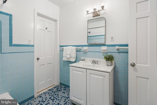 4702 ESSEX AVE, Chevy Chase, MD 20815