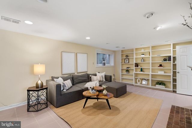 4702 ESSEX AVE, Chevy Chase, MD 20815