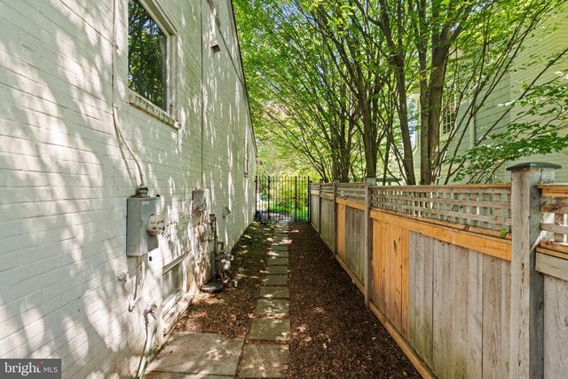 4702 ESSEX AVE, Chevy Chase, MD 20815