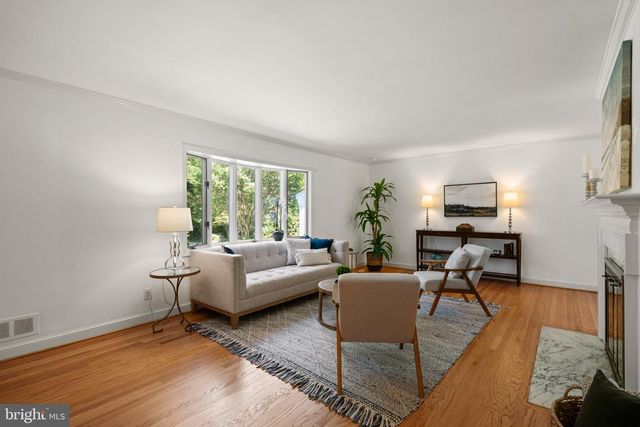 4702 ESSEX AVE, Chevy Chase, MD 20815
