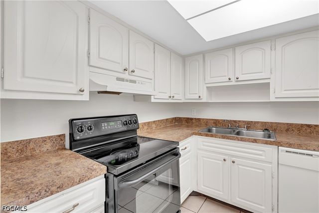 1830 Maravilla AVE 401, Fort Myers, FL 33901
