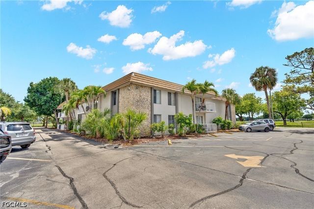 1830 Maravilla AVE 401, Fort Myers, FL 33901