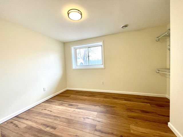 6166 Upper 51st Street N, Oakdale, MN 55128