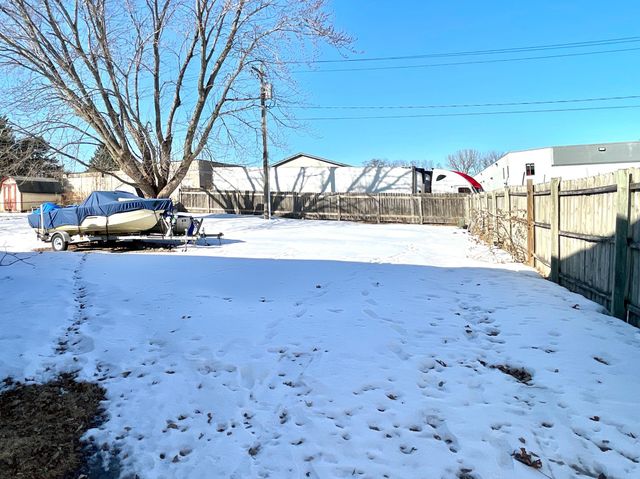 6166 Upper 51st Street N, Oakdale, MN 55128