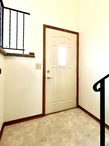 6166 Upper 51st Street N, Oakdale, MN 55128