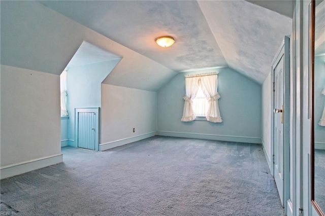 330 Kemp LN, Chesapeake, VA 23325