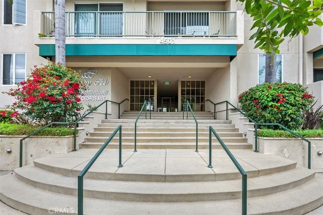 4501 Cedros Avenue 338, Sherman Oaks, CA 91403