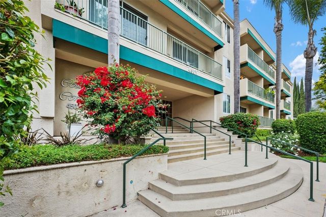 4501 Cedros Avenue 338, Sherman Oaks, CA 91403