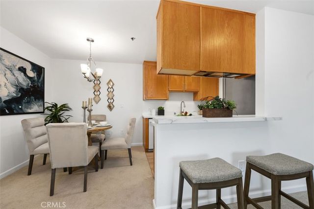 4501 Cedros Avenue 338, Sherman Oaks, CA 91403