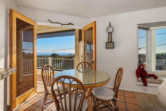 5111 WINDSOR DR, San Diego, CA 92109