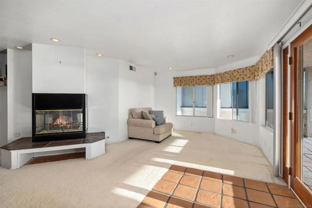 5111 WINDSOR DR, San Diego, CA 92109