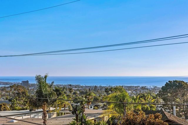 5111 WINDSOR DR, San Diego, CA 92109