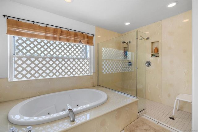 5111 WINDSOR DR, San Diego, CA 92109