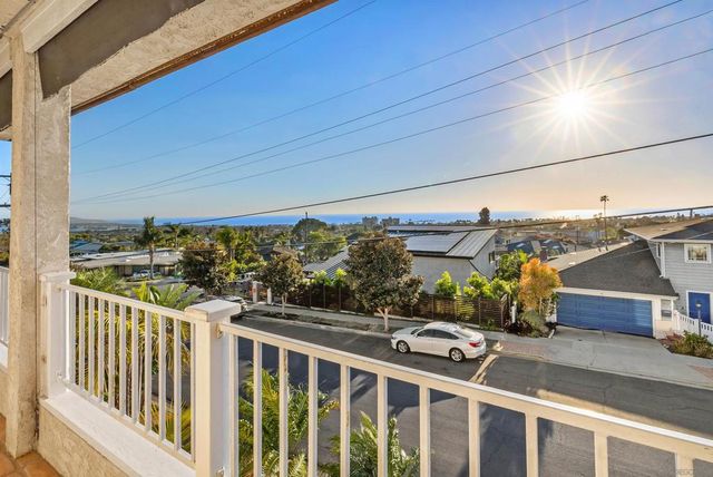 5111 WINDSOR DR, San Diego, CA 92109