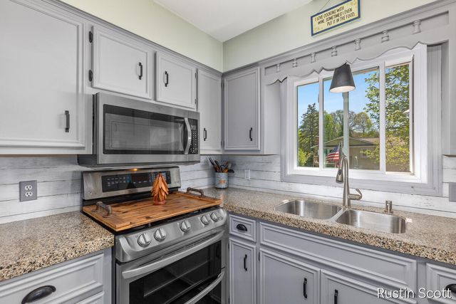 4676 Meleana Court SW, Wyoming, MI 49519