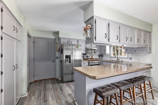 4676 Meleana Court SW, Wyoming, MI 49519