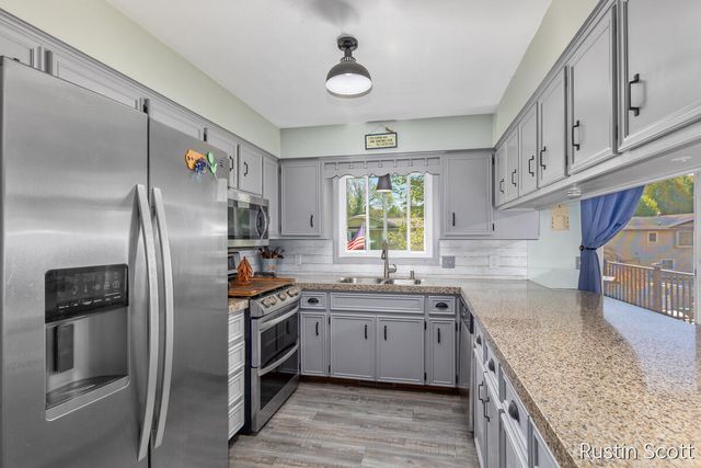 4676 Meleana Court SW, Wyoming, MI 49519