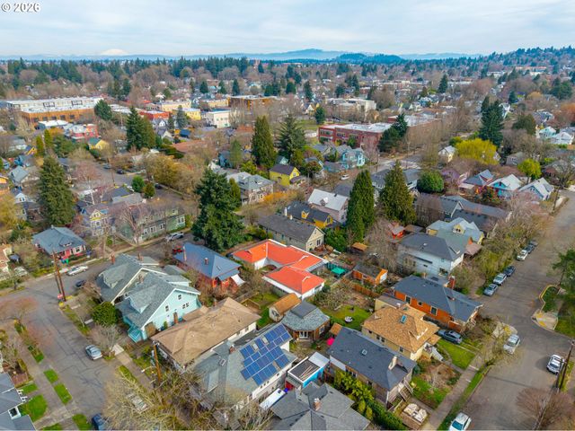 3272 Se SALMON St, Portland, OR 97214