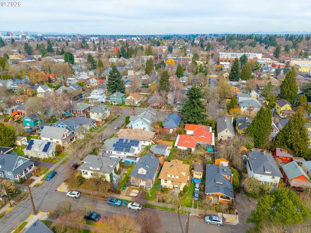 3272 Se SALMON St, Portland, OR 97214