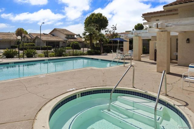 6393 Cardeno Dr., La Jolla, CA 92037