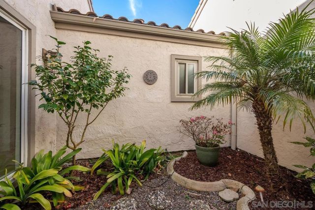 6393 Cardeno Dr., La Jolla, CA 92037