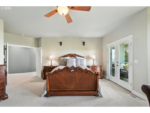 442 VARSITY Rd, Kalama, WA 98625