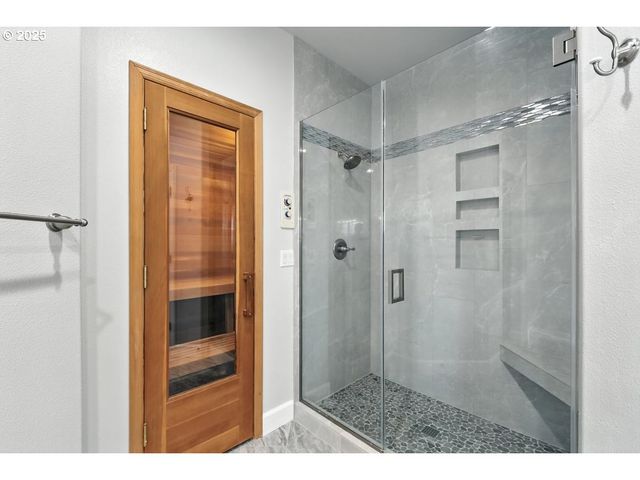 442 VARSITY Rd, Kalama, WA 98625