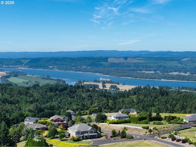 442 VARSITY Rd, Kalama, WA 98625