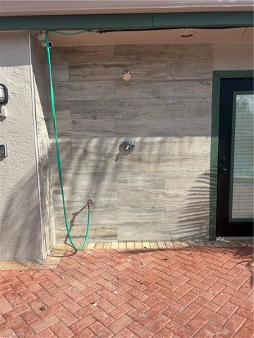 2835 Winkler AVE 209, Fort Myers, FL 33916