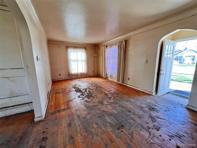 2690 Ellwood Avenue, Berkley, MI 48072