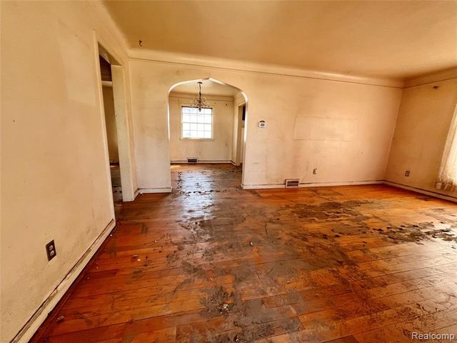 2690 Ellwood Avenue, Berkley, MI 48072