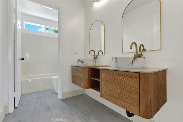 5137 Mendip, Oceanside, CA 92057