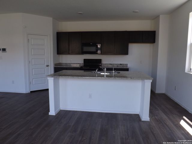 3411 Rancho Primera, San Antonio, TX 78224
